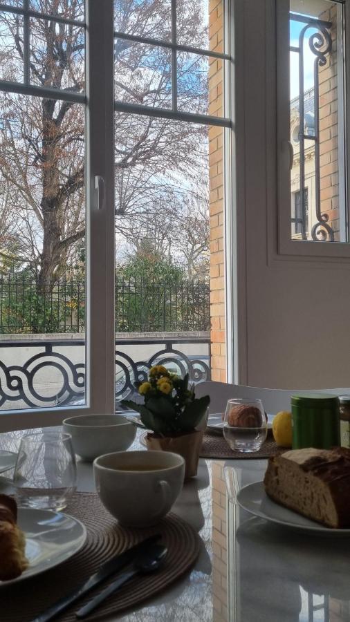 Apartamento Au 53, Sous Le Chartil Reims Exterior foto